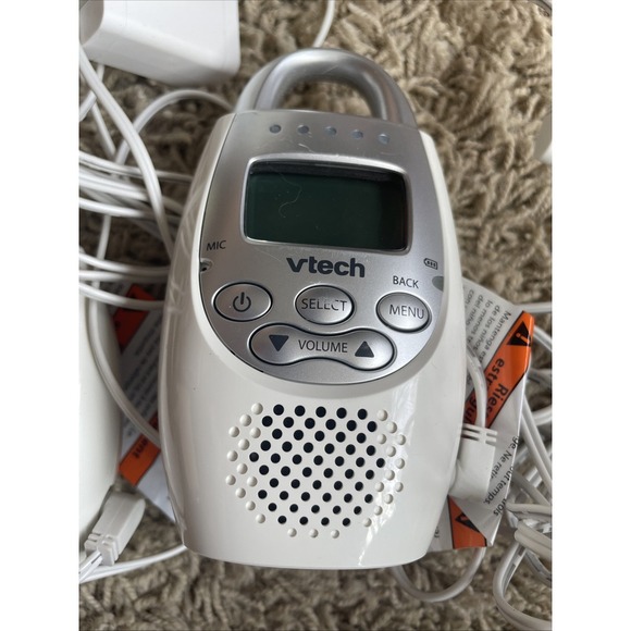 Working Vetch DM221-2 Digital Audio Baby Monitor with‎ Two Parent Units - Picture 4 of 5